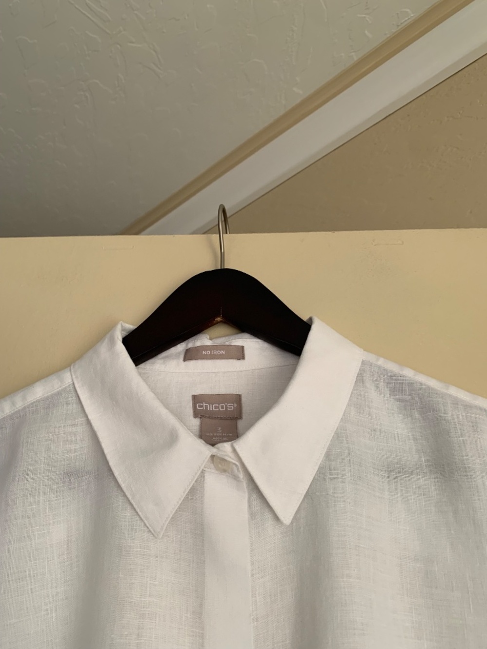 Chico's White Linen Button Up Shirt Tunic Top Beach Travel Layering Sz.3 or XL - Picture 2 of 10